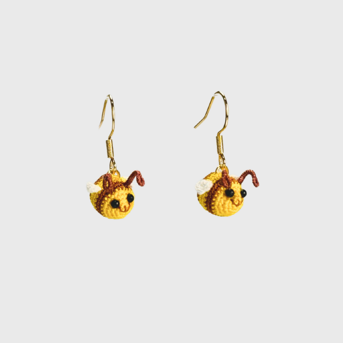 Buzzy Bee Earring